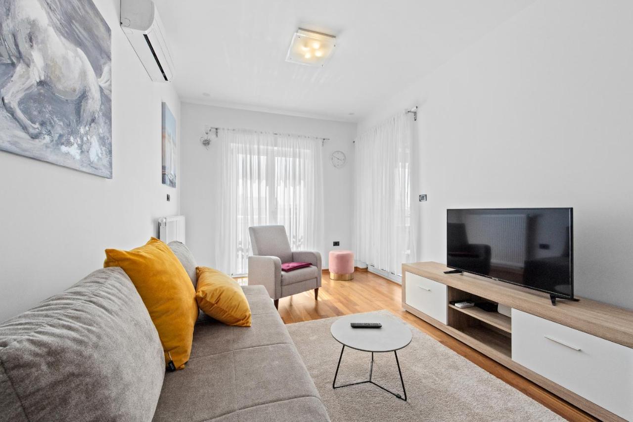 Feniks Fazana Apartman Zewnętrze zdjęcie